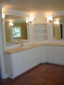Skylight-Homebuilders-Bend-Oregon-bath-marble-detail